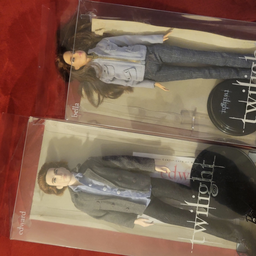 Twilight Bella and Edward Dolls